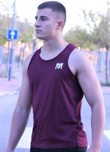 CAMISETA DE TIRANTE CLASICO BURDEO - FITNESSSTORE