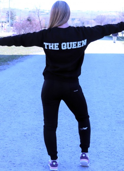 SUDADERA BASIC BLACK THE QUEEN - FITNESSSTORE